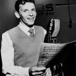 640px-Frank_Sinatra_(1944_CBS_Radio_publicity_photo)